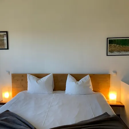 Oficina Do Joe Oda ve Kahvaltı Outeiro (Tras-Os-Montes)